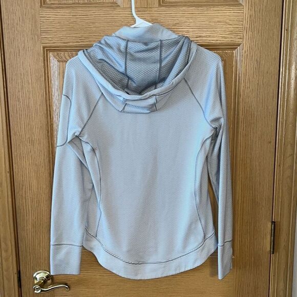Athleta Heavenly Heights Hoodie Light Gray Size Small - Picture 6 of 8